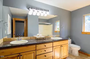 20301 Knightsbridge Pl, Bend, OR 97702 - Photo 23