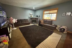 20301 Knightsbridge Pl, Bend, OR 97702 - Photo 7