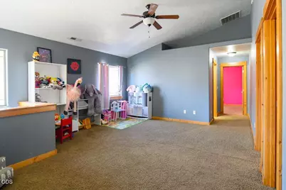 20301 Knightsbridge Place, Bend, OR 97702 - Photo 17