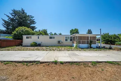 327 Sandlewood Drive, Grants Pass, OR 97526 - Photo 25