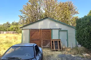 4490 Holland Loop Rd, Cave Junction, OR 97523 - Photo 35