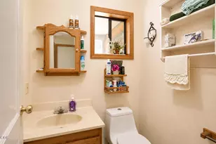 1160 Crow Rd, Merlin, OR 97532 - Photo 17