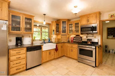 1160 Crow Road, Merlin, OR 97532 - Photo 15