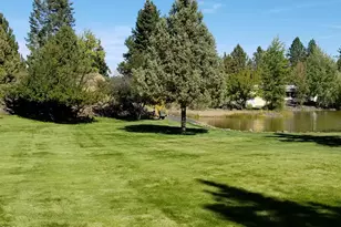 2200 NE Hwy 20, Bend, OR 97701 - Photo 37