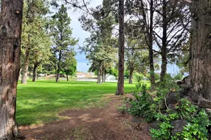 2200 NE Hwy 20, Bend, OR 97701 - Photo 39