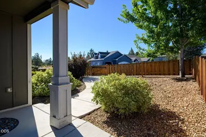 2755 SW Greens Boulevard #APT 17, Redmond, OR 97756 - Photo 35