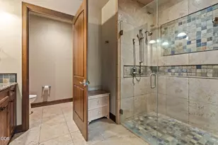 363 SW Bluff Dr, Bend, OR 97702 - Photo 25