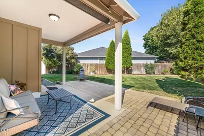 1073 Cathedral Way, Central Point, OR 97502 - Photo 39