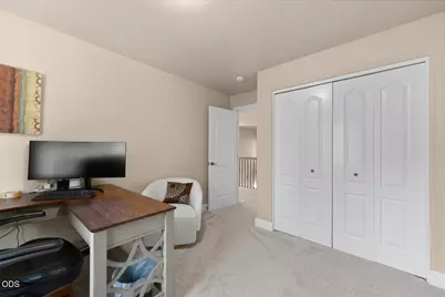 1073 Cathedral Way, Central Point, OR 97502 - Photo 27