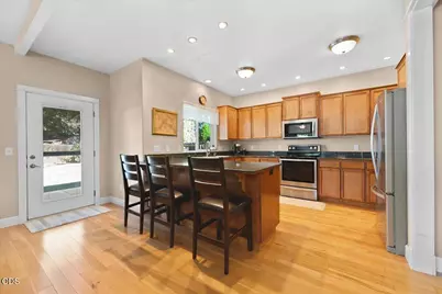 1073 Cathedral Way, Central Point, OR 97502 - Photo 15