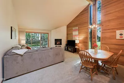 57369 Lake Aspen Court, Sunriver, OR 97707 - Photo 13