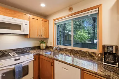 57369 Lake Aspen Court, Sunriver, OR 97707 - Photo 7