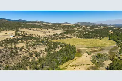 4001 S Fork Little Butte Creek Road, Eagle Point, OR 97524 - Photo 11
