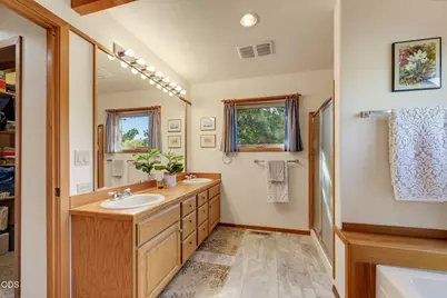 4001 S Fork Little Butte Creek Road, Eagle Point, OR 97524 - Photo 33