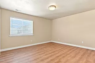 7869 Jacqueline Way, White City, OR 97503 - Photo 7