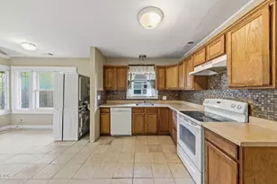 315 King St, Medford, OR 97501 - Photo 17
