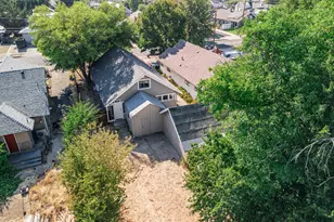 315 King St, Medford, OR 97501 - Photo 49