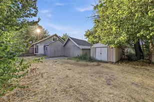315 King St, Medford, OR 97501 - Photo 45