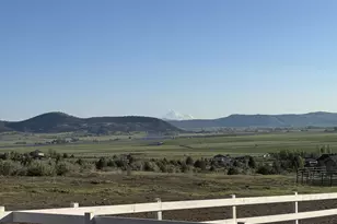 12140 Clovis Dr, Klamath Falls, OR 97603 - Photo 7