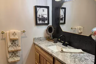12140 Clovis Dr, Klamath Falls, OR 97603 - Photo 33