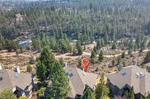 19717 SW Mount Bachelor Dr, Bend, OR 97702 - Photo 3