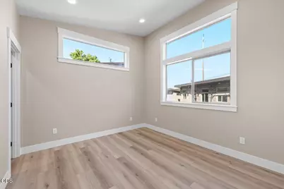1658 N Foothill Road, Medford, OR 97504 - Photo 9