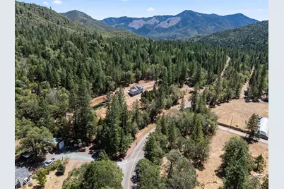 2016 Sykes Creek Road, Rogue River, OR 97537 - Photo 29