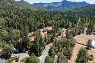 2016 Sykes Creek Rd, Rogue River, OR 97537 - Photo 29