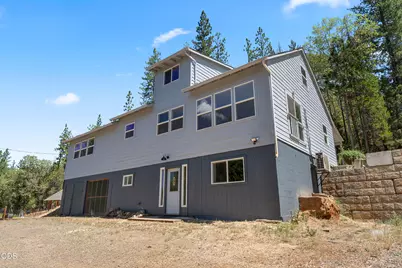 2016 Sykes Creek Road, Rogue River, OR 97537 - Photo 1