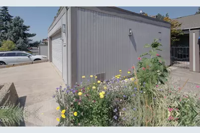 228 Mount Echo Drive, Medford, OR 97504 - Photo 5
