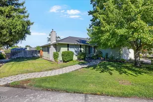 3031 Cheltenham Wy, Medford, OR 97504 - Photo 3