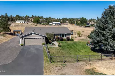 1940 SE Sagebrush Drive, Madras, OR 97741 - Photo 41