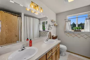 1940 SE Sagebrush Dr, Madras, OR 97741 - Photo 31