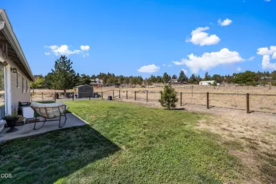 1940 SE Sagebrush Drive, Madras, OR 97741 - Photo 47