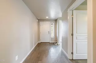 20380 SE Lois Way, Bend, OR 97702 - Photo 5