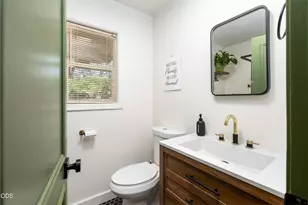 555 Ewe Creek Rd, Grants Pass, OR 97526 - Photo 29