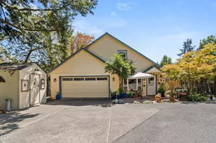 420 S Oregon St, Jacksonville, OR 97530 - Photo 43