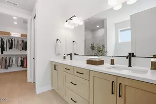 60928 SE Apollo Pl, Bend, OR 97702 - Photo 7