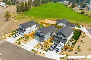 3774 NW 7th Ln, Redmond, OR 97756 - Photo 37