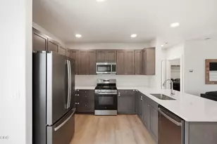 3774 NW 7th Ln, Redmond, OR 97756 - Photo 9