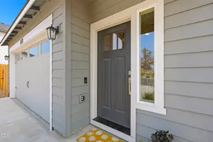 3774 NW 7th Ln, Redmond, OR 97756 - Photo 3