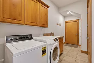 146 NW Skyliner Summit Loop, Bend, OR 97703 - Photo 45