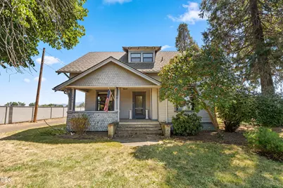 1083 Rossanley Drive, Medford, OR 97501 - Photo 1
