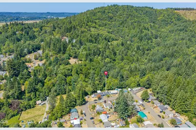 1655 N Juniper Street, Coquille, OR 97423 - Photo 35