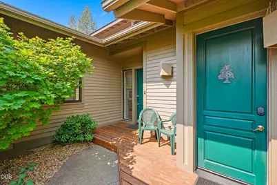 60527 Seventh Mountain Drive, Bend, OR 97702 - Photo 3