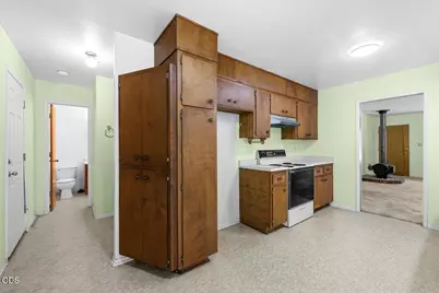 100 Jacoby Street, Gold Hill, OR 97525 - Photo 5