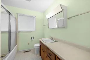 100 Jacoby St, Gold Hill, OR 97525 - Photo 11