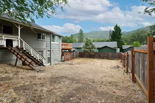 22172 Hwy 62, Shady Cove, OR 97539 - Photo 21