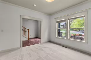 61438 Linton Loop, Bend, OR 97702 - Photo 9
