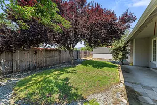 544 SW Anique Ln, Grants Pass, OR 97526 - Photo 25